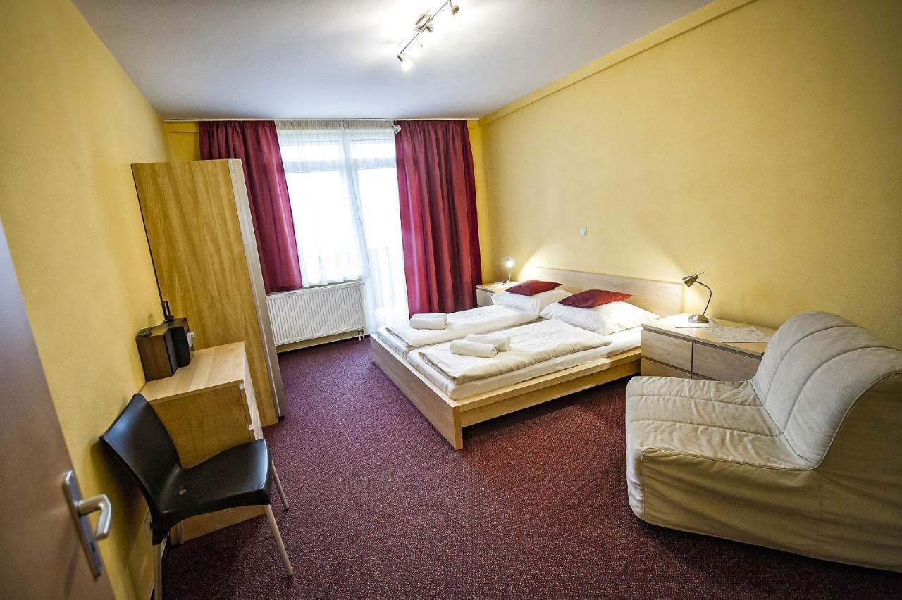 Privat Galfy Hotel Vysoke Tatry Exterior photo